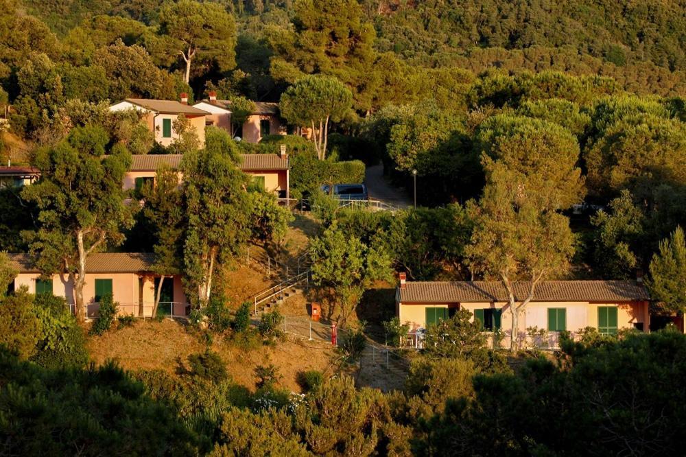 Camping Village Rosselba Le Palme Portoferraio Esterno foto