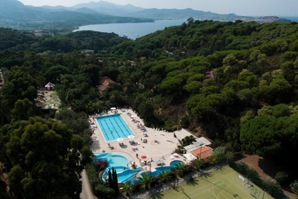 Camping Village Rosselba Le Palme Portoferraio Esterno foto